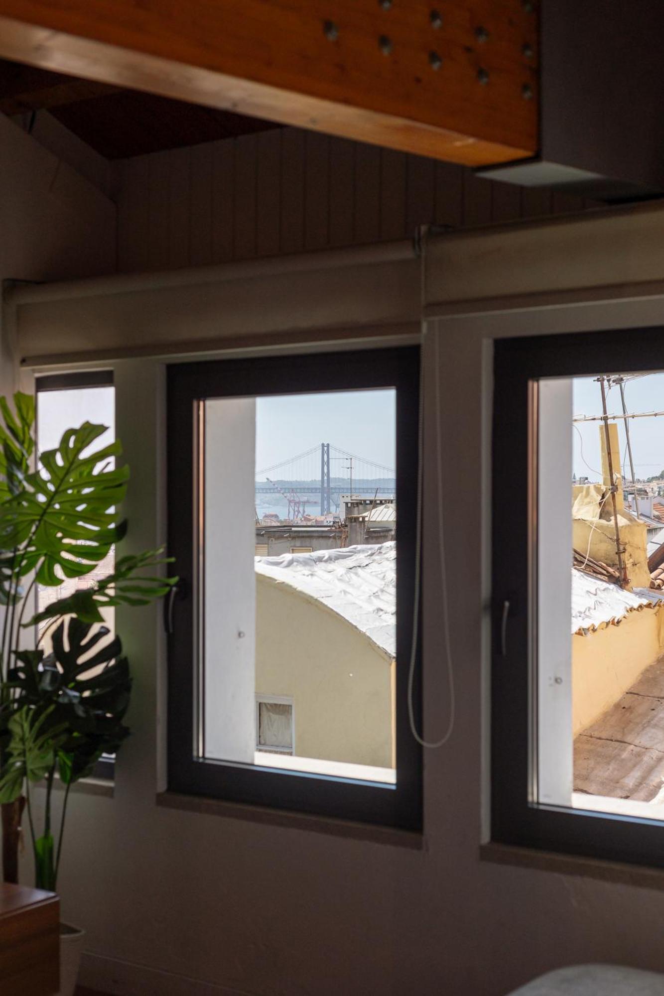 Ferienwohnung Amazing Tailor Made Penthouse With A View Lissabon Exterior foto