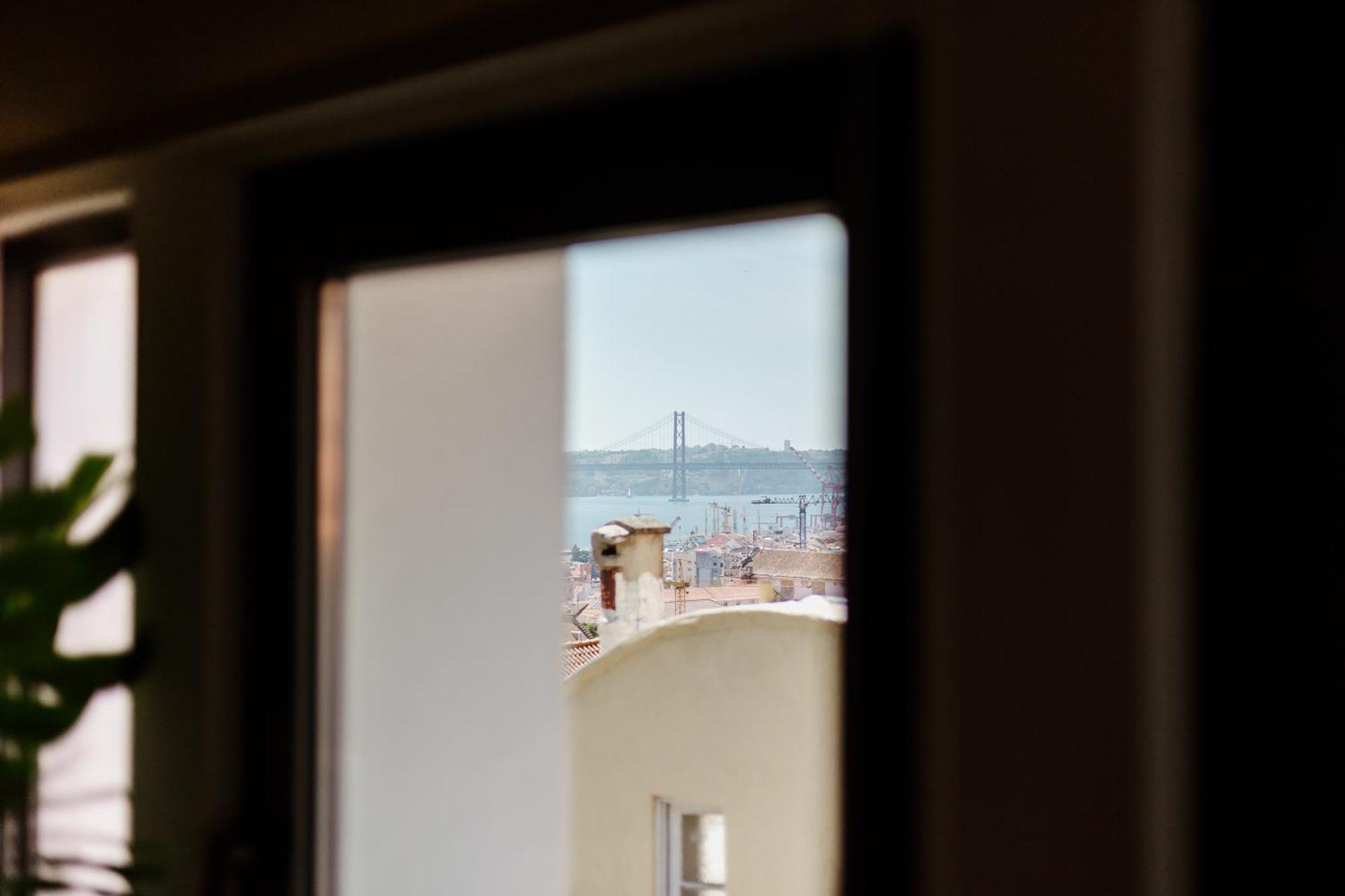 Ferienwohnung Amazing Tailor Made Penthouse With A View Lissabon Exterior foto